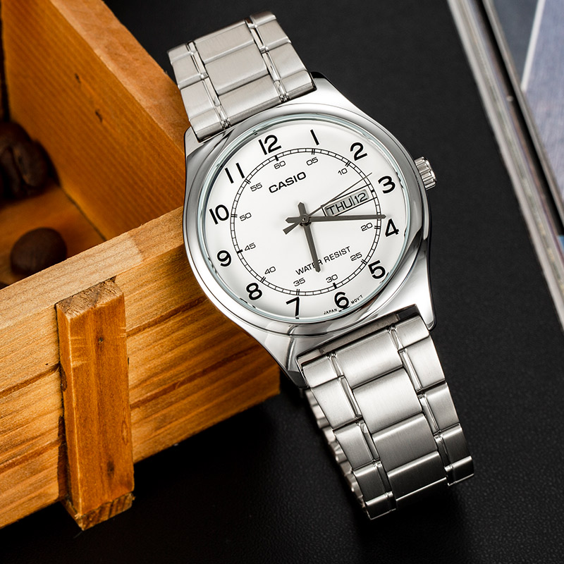 Casio MTP‑V006D | Stainless St - Casio Watches Smartwatch recension och pris